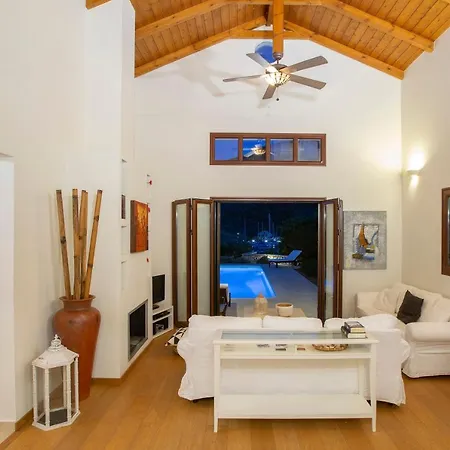 Villa Arodo Seaside | Penelope